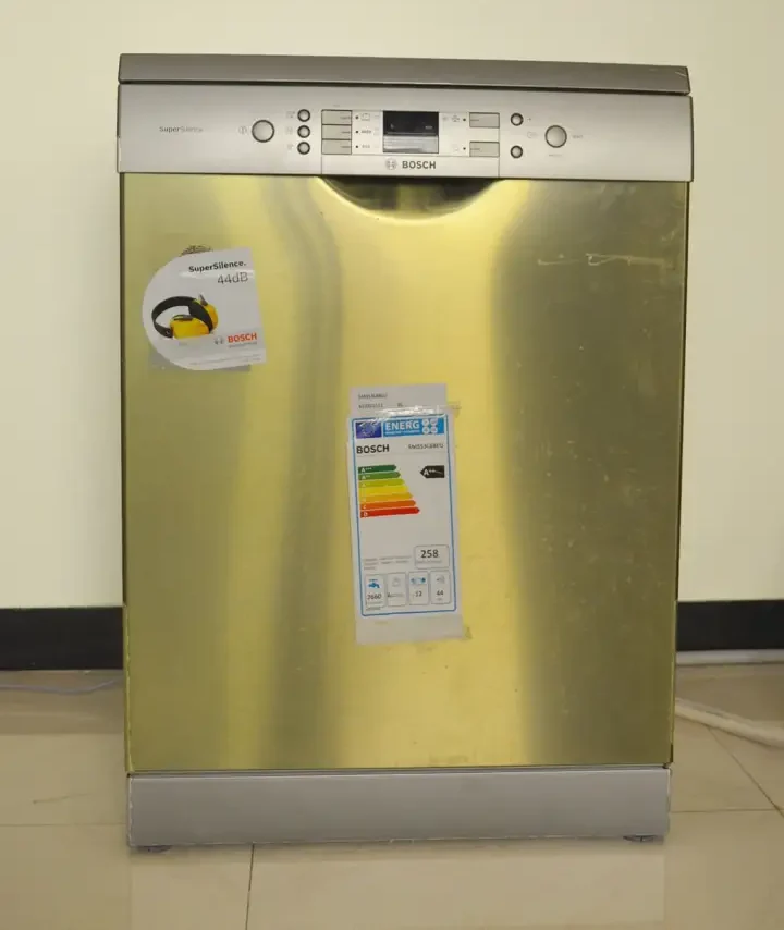 Bosch Dishwasher Not Draining: Fix It Fast (2026)